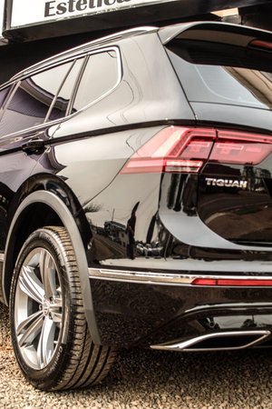 Car and motorcycle washing waxing and polishing
