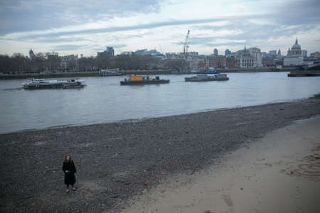 Southbank river walk, Londonの写真素材
