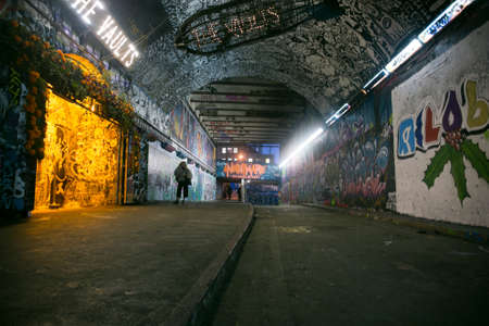 Graffiti tunnel at Londonのeditorial素材