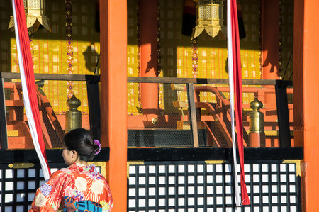 Woman dressed in traditional Japanese kimono Kiyomizu-Dera temple in Kyoto, Japan.のeditorial素材
