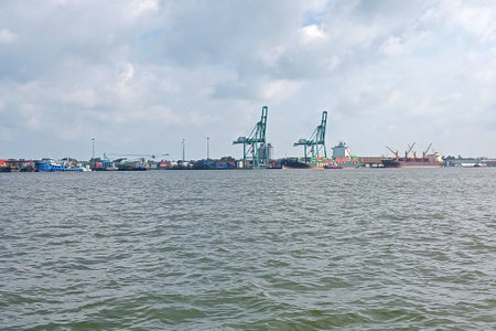 Container terminal for loading bulk cargo of ship cranes and grabsの写真素材