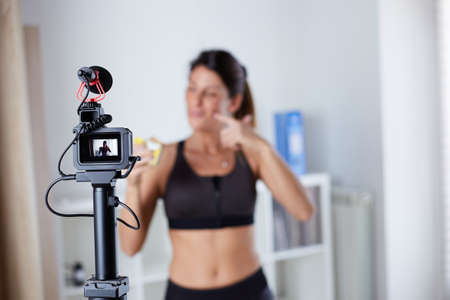 fit influencer talking about oat barの写真素材