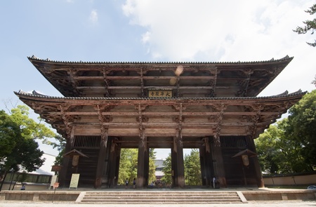 Nandaimon, main entrance to Todaiji temple in Nara, Japanのeditorial素材