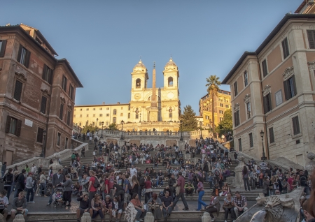 ROME, ITALY-OCTOBER 15: Unidentified tourists on the steps leading up to the church of Trinita dei Monti located in the Piazza di Spagna in Rome on October 19.2015, Italy.The Scalinata is the widest staircase in Europe. のeditorial素材