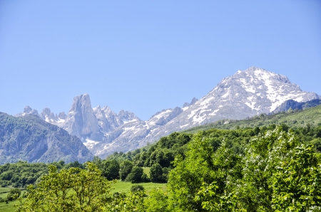 Naranjo de Bulnes view snow whit blue skyの写真素材