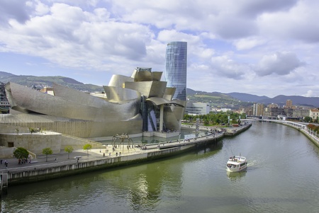 BILBAO, SPAIN - OCTOBER 13  The Guggenheim Museum in Bilbao on october 13,2012 in Bilbao,Spain  The Guggenheim is a museum of modern and contemporary art designed by Canadian-American architect Frank Gehry  のeditorial素材