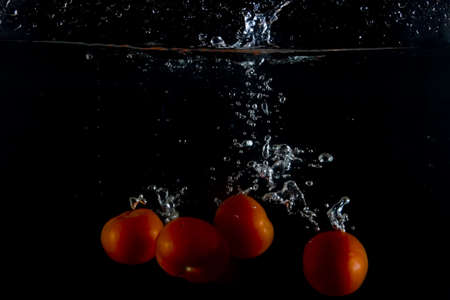 tomato watersplashの写真素材