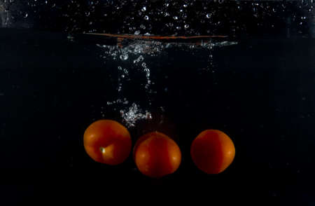 tomato watersplashの写真素材