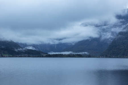 Hallstatter See mountain lake, Salzkammergut region, Austriaの写真素材