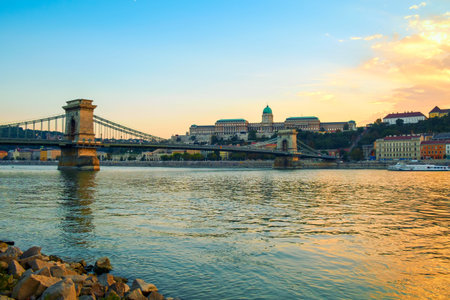 Beautiful view. Chain Bridge (Lanchid) and Royal palace in Budapest, Hungaryのeditorial素材