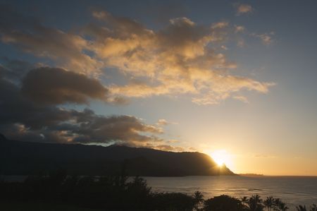 Sunset Over Hanalei Bay, Kauai, Hawaiiの写真素材
