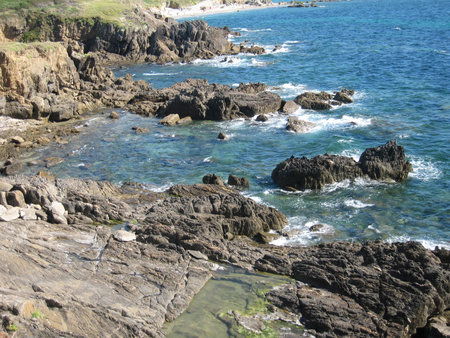 Rocks in the sea - Viewpoint on the footpath - Kerfany - Finistereの写真素材