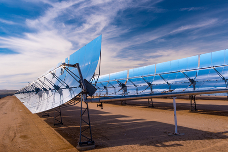 Rows of solar powered heat generators in the desertの写真素材