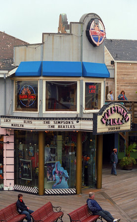 San Francisco, California - September 20, 2007: Tourists enjoy famous Fishermans Wharf.のeditorial素材