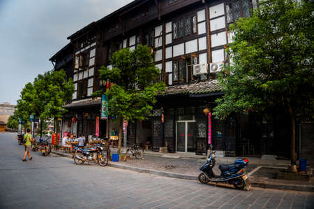 20,140,804 taken in China Jiangxi side of the road, a traditional-style building in Jiangxi, Mulouのeditorial素材