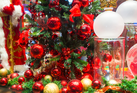 Christmas tree toys in the shop window.の写真素材