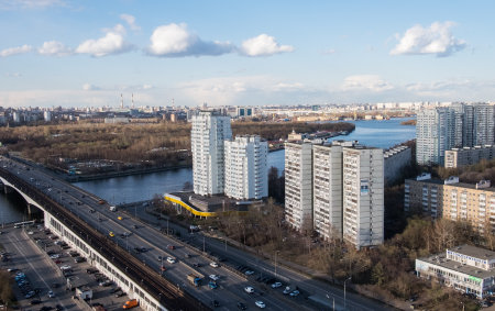 April 25, 2015, Moscow, Russia. Car traffic on Andropov Avenue in Moscow.のeditorial素材