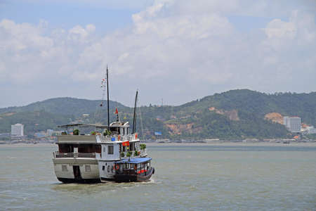 Ha long bay on the north of Vietnamのeditorial素材