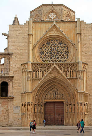 Valencia, Spain - April 25, 2018: The Apostoles door to the Valencia Cathedral in Virgin squareのeditorial素材