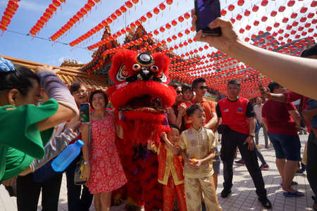 Kuala Lumpur, Malaysia - February 5, 2019: Beautiful Lion Dance during Chinese New Year celebration in Thean Hou Temple.のeditorial素材