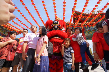 Kuala Lumpur, Malaysia - February 5, 2019: Beautiful Lion Dance during Chinese New Year celebration in Thean Hou Temple.のeditorial素材