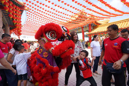 Kuala Lumpur, Malaysia - February 5, 2019: Beautiful Lion Dance during Chinese New Year celebration in Thean Hou Temple.のeditorial素材
