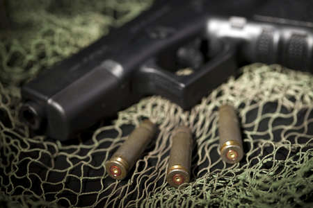 War, gun!