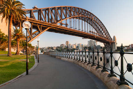 Sydney Harbour Bridge in a quiet spring sunrise in Sydney, Australiaのeditorial素材