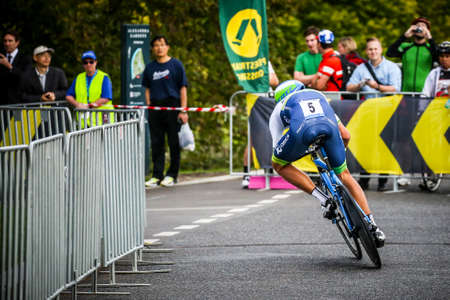 MELBOURNE, AUSTRALIA - FEBRUARY 3: Sam Bewley of ORICA-GreenEDGE takes a corner in the Prologue stage on the first day of the Jayco Herald Sun Tour 2016のeditorial素材