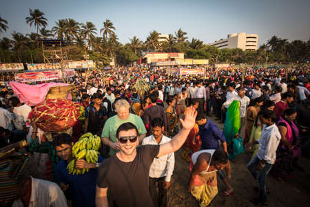 Mumbai, India - 6 November: The ancient Hindu Chhath Puja Festival being celebrated on Juhu Beach in Mumbai on 6th November 2016.のeditorial素材