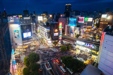 Shibuya Crossing Tokyo Japanのeditorial素材