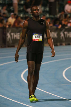 MELBOURNE, AUSTRALIA - FEBRUARY 4: Usain Bolt warms up before the 4x100m relay on Night 1 of Nitro Athletics on February 4 2017のeditorial素材