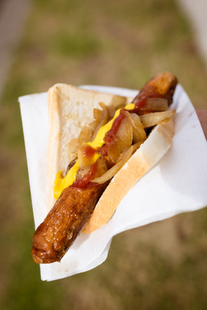 Sausage Sizzle BBQ in Australiaの写真素材