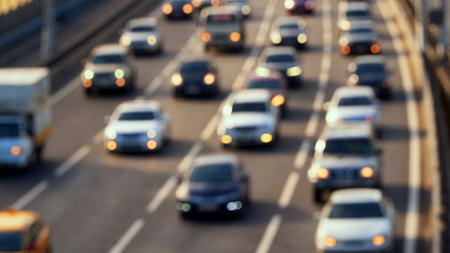 Traffic of cars Defocused foto.