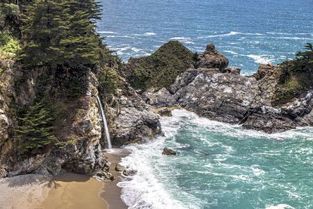 Beautiful McWay Falls on the coast of Big Sur, California, USAの写真素材