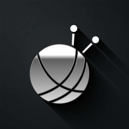 Silver Yarn ball with knitting needles icon isolated on black background. Label for hand made, knitting or tailor shop. Long shadow style. Vectorのイラスト素材