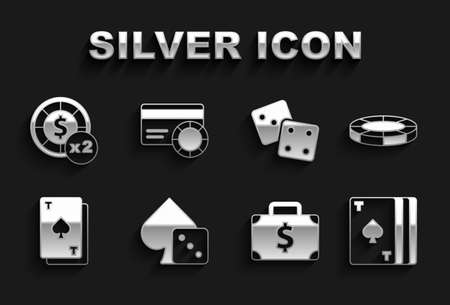 Set Game dice, Casino chips, Deck of playing cards, Briefcase and money, Playing with spades, and Credit icon. Vectorのイラスト素材