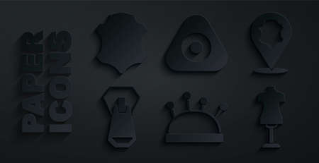 Set Needle bed and needles, Leather, Zipper, Mannequin, Sewing chalk and icon. Vectorのイラスト素材