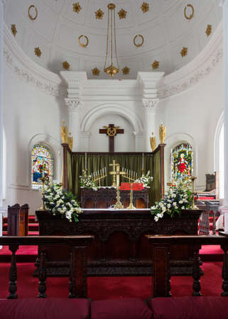 Chancel and altar of the Anglican Saint Mark s Cathedral in Bengaluru のeditorial素材