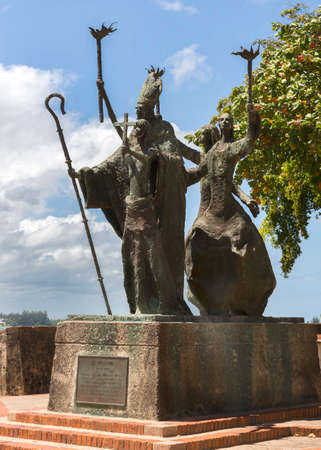 SAN JUAN, PUERTO RICO - MARCH 8, 2015: La Rogativa Statue by Lindsay Daen stands on the city walls, bay side. Rogativa is a Spanish word that derives from the verb %u201Crogar%u201D meaning to plea or supplicate. のeditorial素材