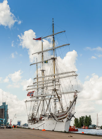 Halmstad , Sweden - July 18 2010: Training ship Statsraad Lehmkuhl (IMO 5339248) at port in Halmstad.のeditorial素材