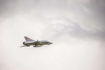 Gothenburg, Sweden - August 29 2010: Saab 35 Draken at Gothenburg Aero Showのeditorial素材