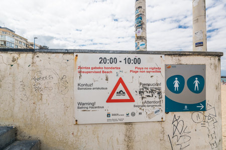 San SebastiÃ¡n, Spain - July 27 2016: Sign at Zurriola hondartza..のeditorial素材