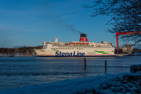 Gothenburg, Sweden - december 04 2021: Passenger ferry Stena Danica leaving portのeditorial素材