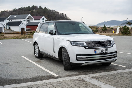 Lindesnes, Norway - March 30 2024: White 2024 Range Rover hybrid electric carのeditorial素材