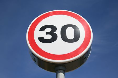 British 30 mph speed limit signの写真素材