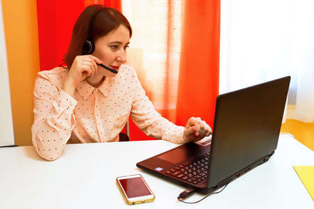 the psychologist gives a detailed online consultation on family and children's issues from the...