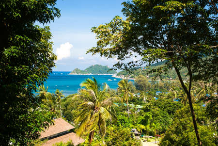Viewpoint on Koh Tao.Thailand. View of the Bay and Koh Nang yuan Islandsの写真素材