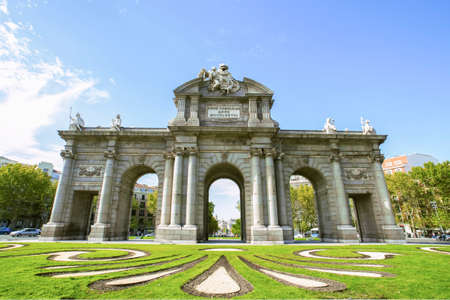 The Puerta de Alcala in Madridのeditorial素材