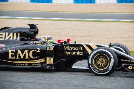 JEREZ DE LA FRONTERA, SPAIN - FEBRUARY 03: Pastor Maldonado, pilot of the Lotus  Sauber, in test Formula 1 in Circuito de Jerez on feb 03, 2015 in Jerez de la frontera.のeditorial素材